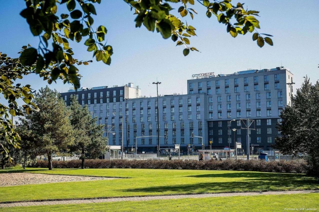 Apartament W Warszawie Dedykowany Parking Podziemny W Cenie, Wifi, Blisko Centrum New Apartment In Warsaw Finished To A High Specification Fitted Out To A High Standard On The 7Th Floor, Wifi, Underground Parking Price Included Екстериор снимка
