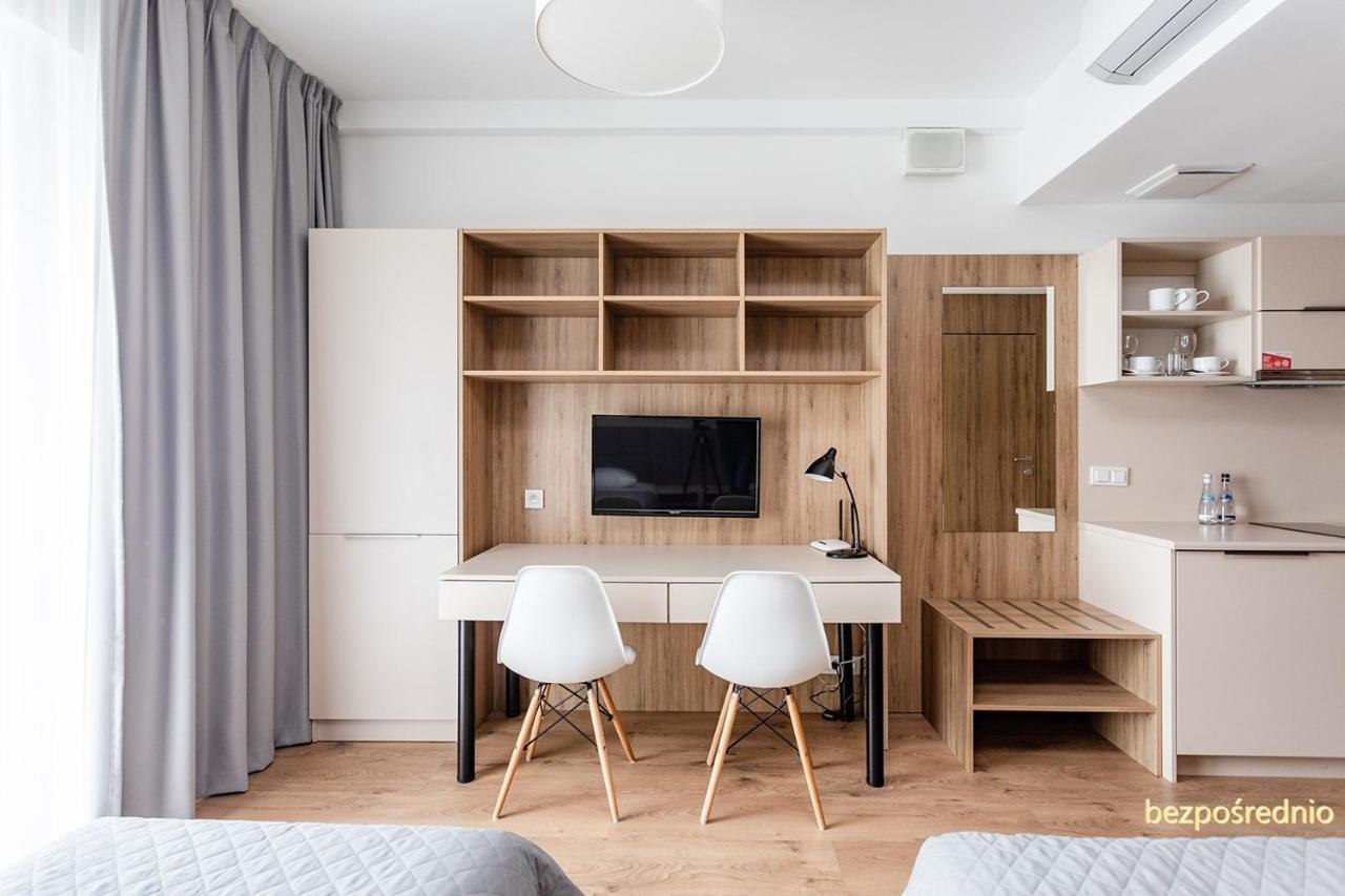 Apartament W Warszawie Dedykowany Parking Podziemny W Cenie, Wifi, Blisko Centrum New Apartment In Warsaw Finished To A High Specification Fitted Out To A High Standard On The 7Th Floor, Wifi, Underground Parking Price Included Екстериор снимка