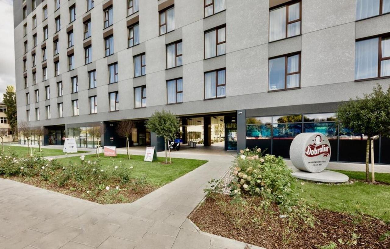Apartament W Warszawie Dedykowany Parking Podziemny W Cenie, Wifi, Blisko Centrum New Apartment In Warsaw Finished To A High Specification Fitted Out To A High Standard On The 7Th Floor, Wifi, Underground Parking Price Included Екстериор снимка